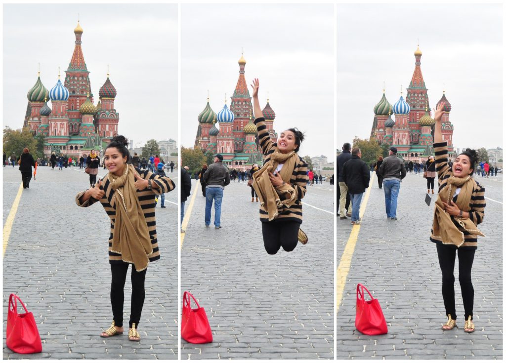 Aarti_Jumping_In_Front_Kremlin_Moscow